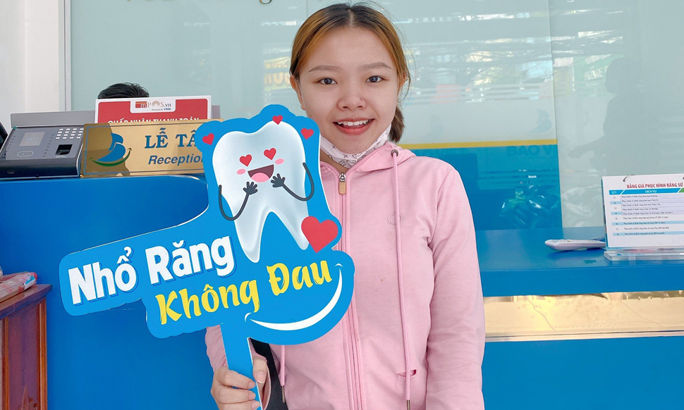 Khách hàng nhổ răng khôn mọc lệch ở Nha Khoa Bảo Việt
