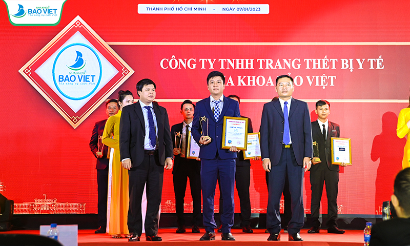 Nha khoa Bảo Việt vinh dự nằm trong Top 20 Thương hiệu Mạnh Đất Việt 2022